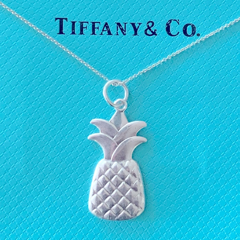 Authentic Rare Tiffany & Co. 925 Sterling Silver Pineapple Pendant Necklace